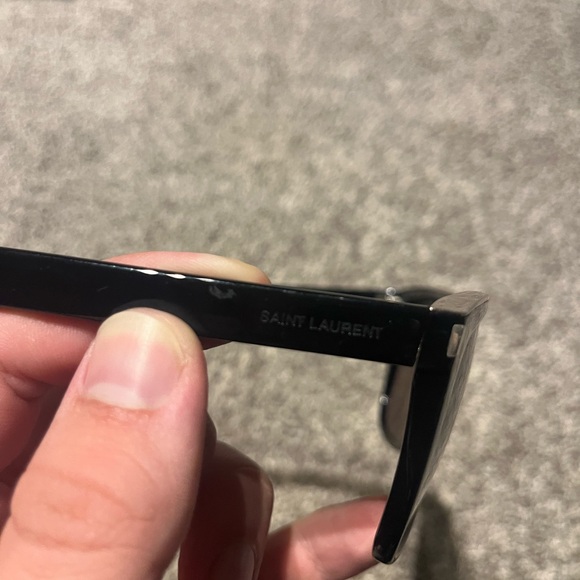 Saint Laurent Sunglasses - Picture 4 of 9
